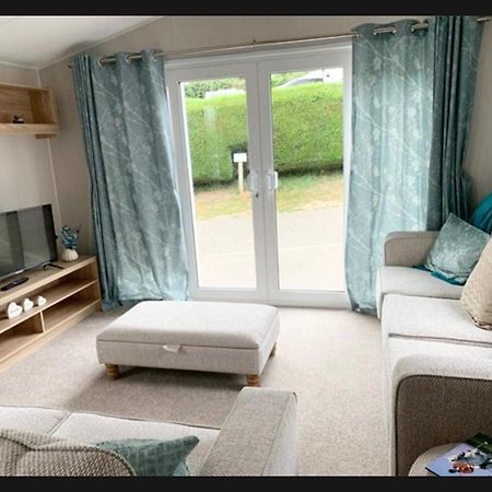 Exotic 3-Bed Caravan At Newquay Holiday Park New Quay Exterior foto