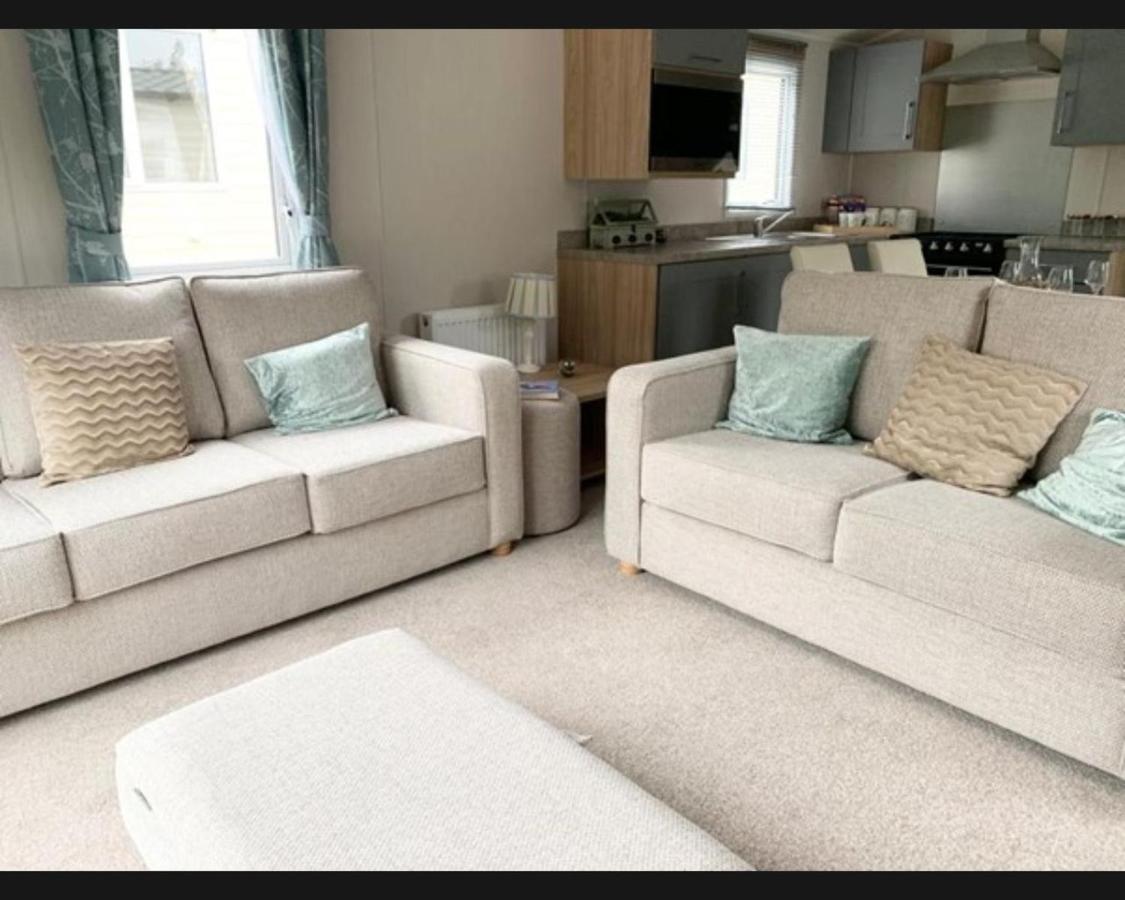 Exotic 3-Bed Caravan At Newquay Holiday Park New Quay Exterior foto