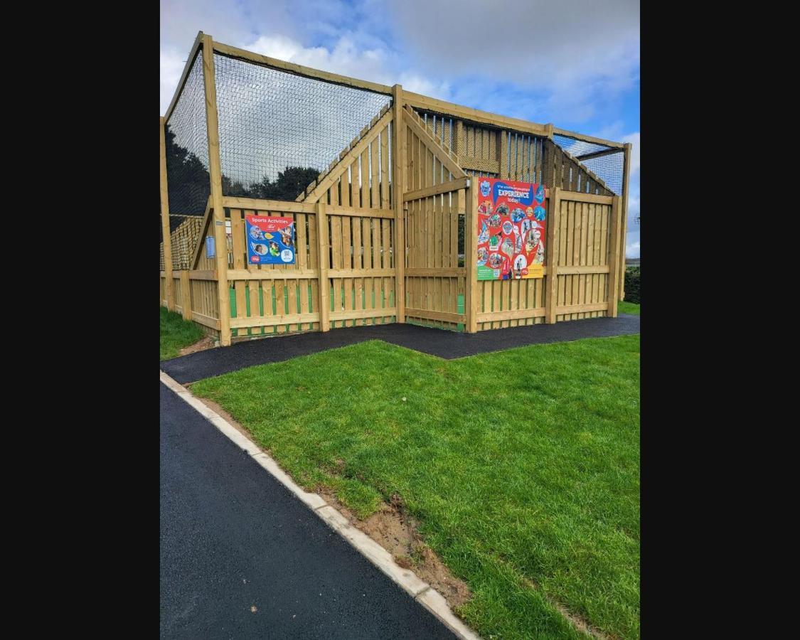 Exotic 3-Bed Caravan At Newquay Holiday Park New Quay Exterior foto